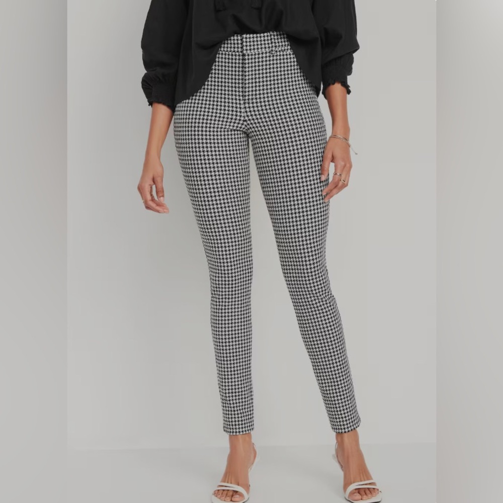 Old Navy Black and White Skinny Pants